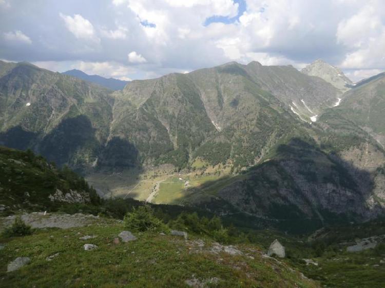 Vista della Conca del Pra e dei colli Croce e Urina