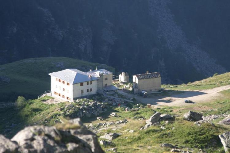 Rifugio Selleries - Vista dalla partenza della tappa 3